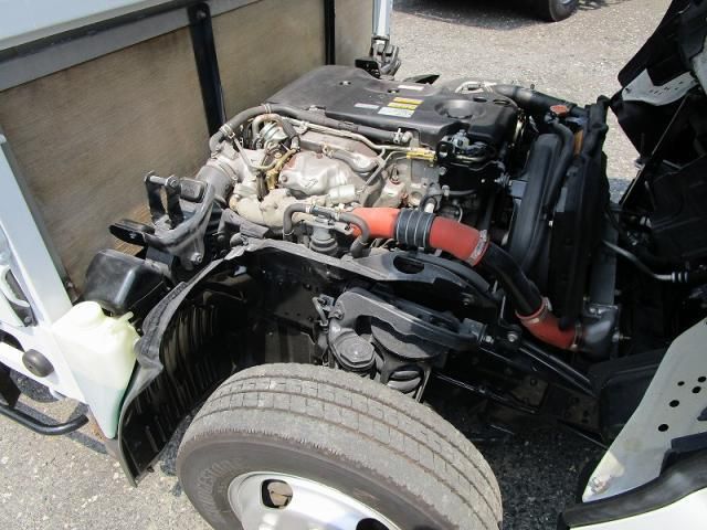 ISUZU ELF 2012 Image 31