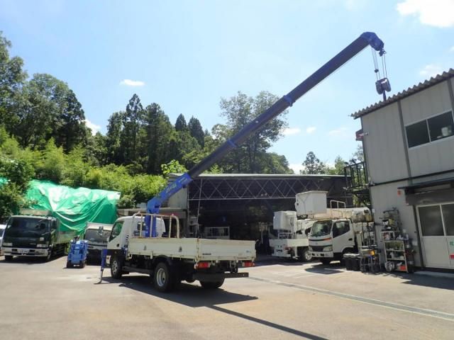 HINO DUTRO 2013 Image 31