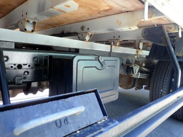 HINO DUTRO 2013 Image 31