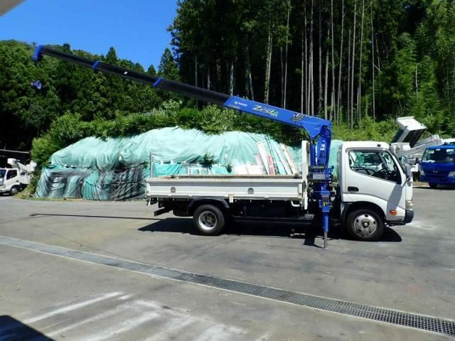 HINO DUTRO 2013 Image 31