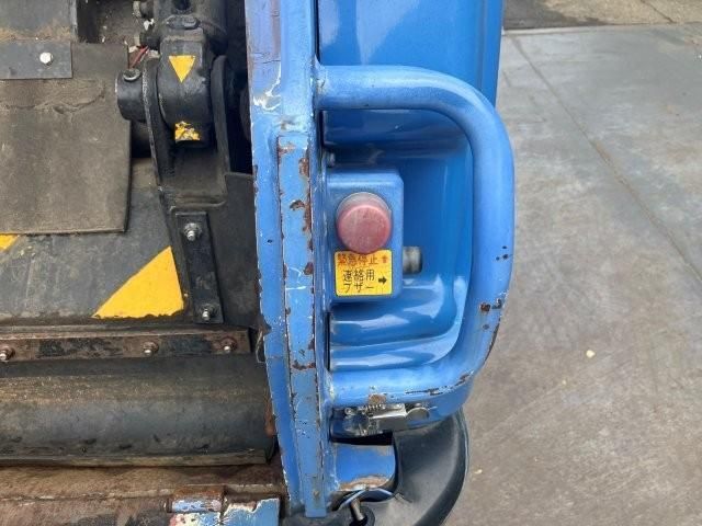 HINO DUTRO 2017 Image 31