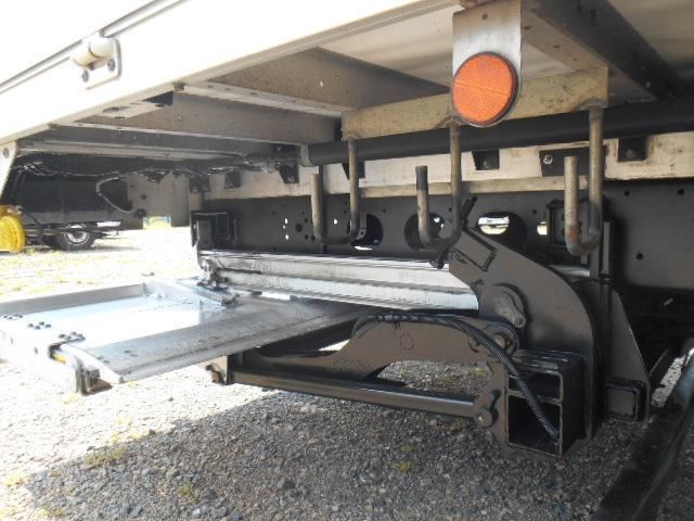 MITSUBISHI FUSOU FIGHTER 2018 Image 31