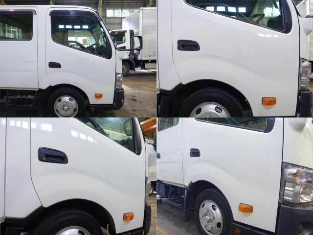 HINO DUTRO 2011 Image 31