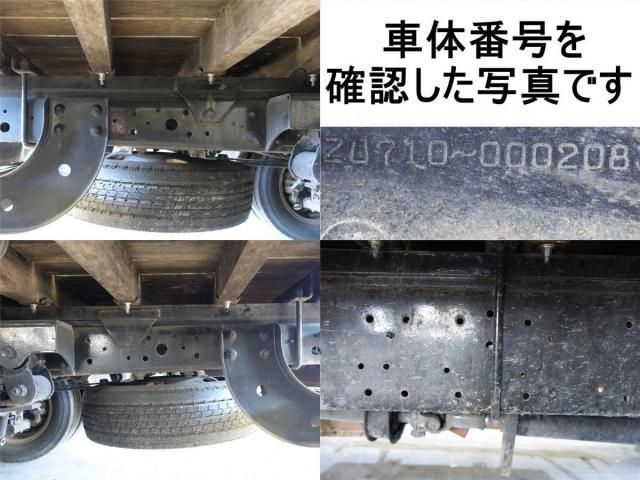 HINO DUTRO 2011 Image 31