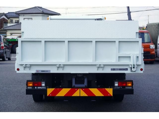 MITSUBISHI CANTER 2024 Image 31
