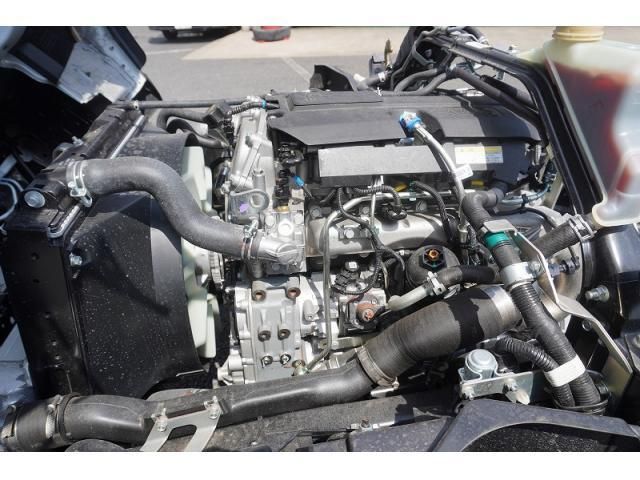 MITSUBISHI CANTER 2024 Image 31