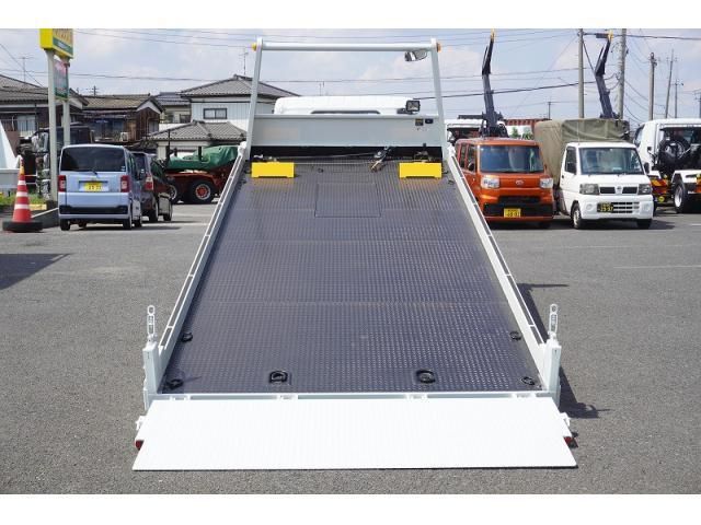 MITSUBISHI CANTER 2024 Image 31