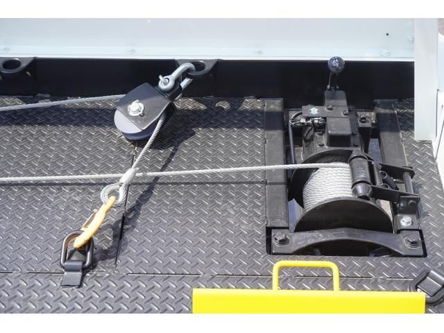 MITSUBISHI CANTER 2024 Image 31