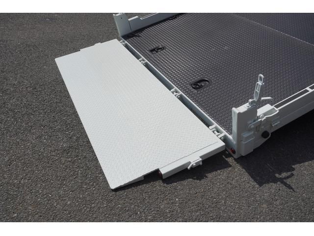 MITSUBISHI CANTER 2024 Image 31