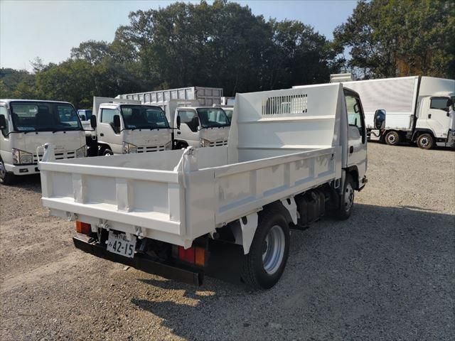 ISUZU ELF 2013 Image 31