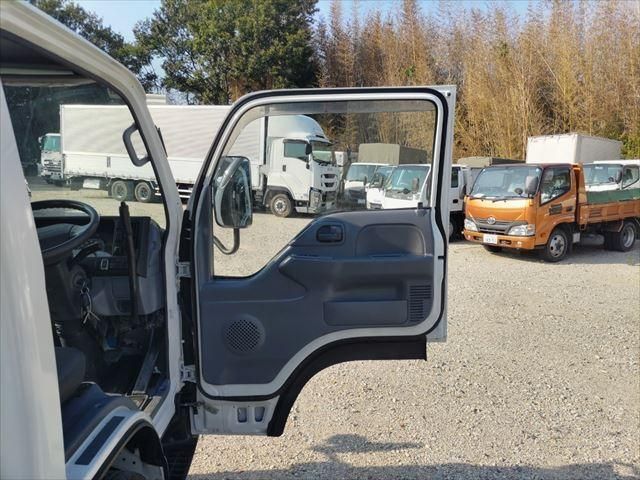 ISUZU ELF 2013 Image 31