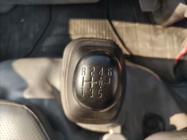 ISUZU ELF 2013 Image 31