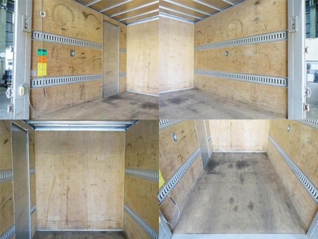 MITSUBISHI CANTER 2013 Image 31