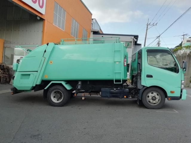 HINO DUTRO 2015 Image 31