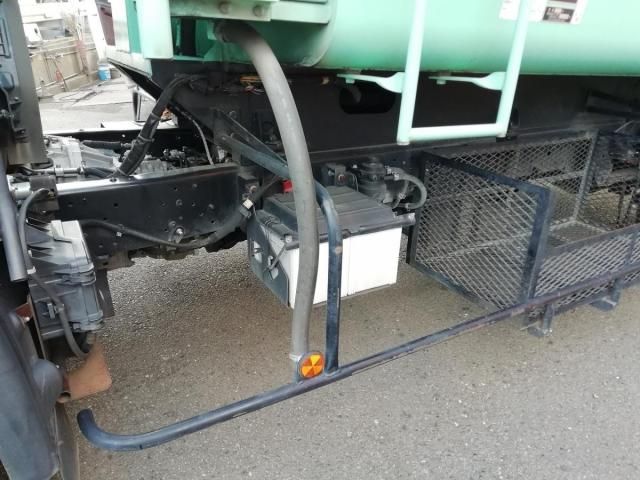 HINO DUTRO 2015 Image 31