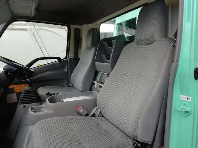 HINO DUTRO 2015 Image 31