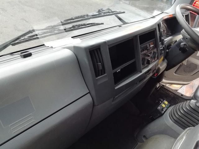 ISUZU FORWARD 2017 Image 31