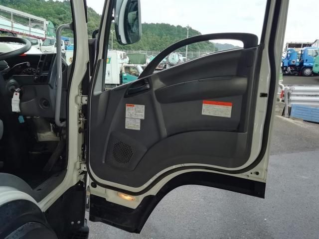 ISUZU FORWARD 2017 Image 31