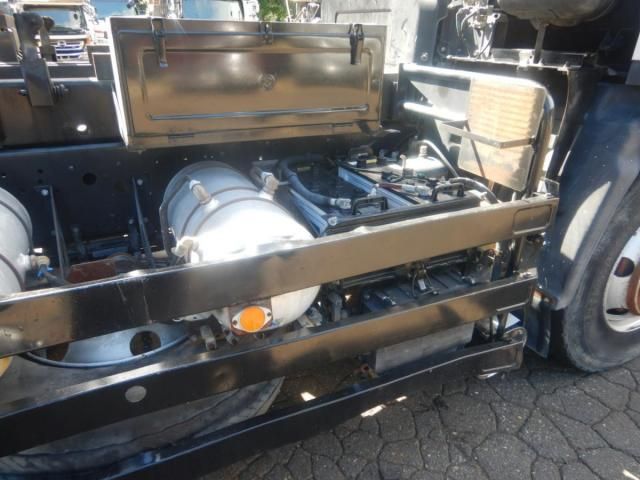 ISUZU GIGA 2009 Image 31