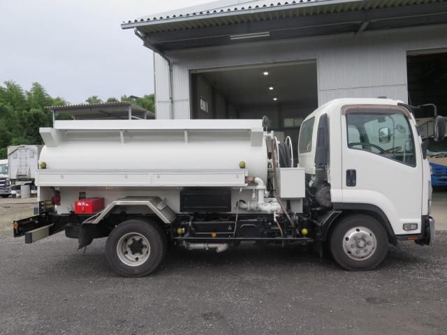 ISUZU FORWARD 2017 Image 31
