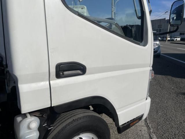 MITSUBISHI CANTER 2006 Image 31