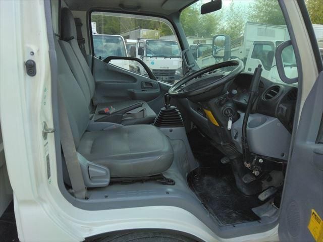 HINO DUTRO 2012 Image 31