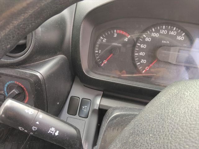 HINO DUTRO 2012 Image 31