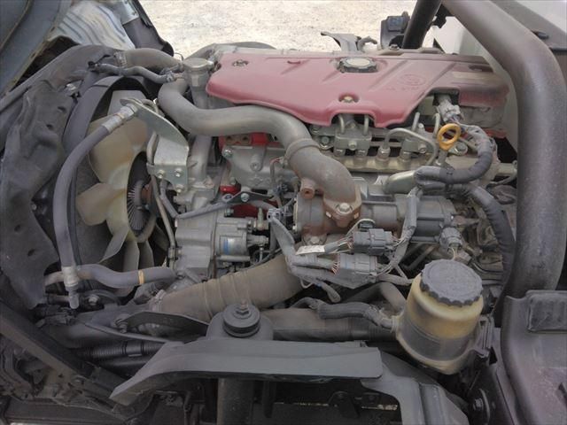 HINO DUTRO 2012 Image 31