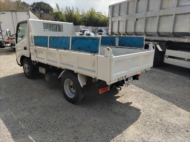 HINO DUTRO 2006 Image 31