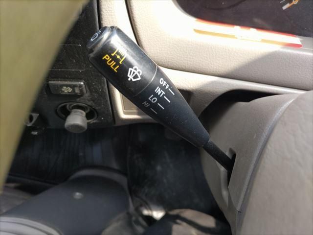 HINO DUTRO 2006 Image 31