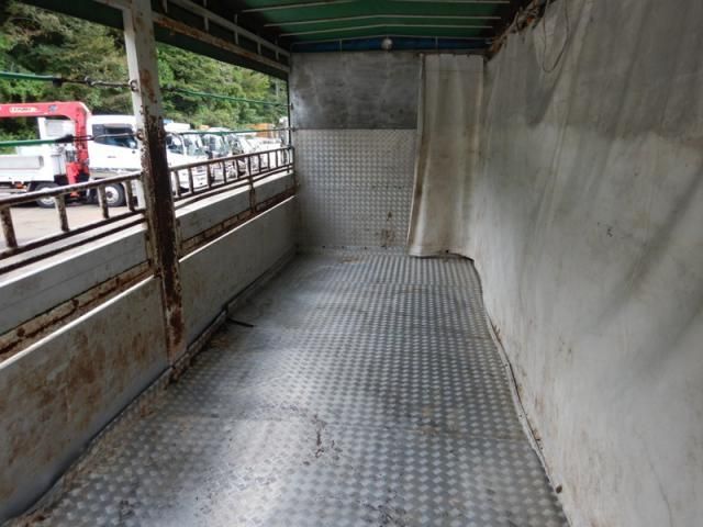 MITSUBISHI FUSOU FIGHTER 2003 Image 31