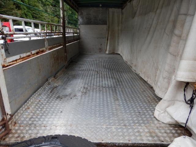 MITSUBISHI FUSOU FIGHTER 2003 Image 31