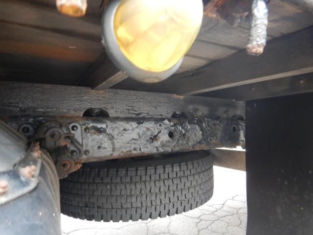 MITSUBISHI FUSOU FIGHTER 2003 Image 31