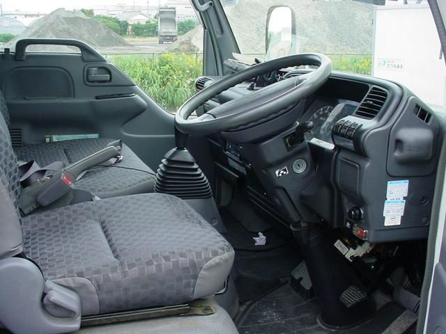 ISUZU ELF 2006 Image 31
