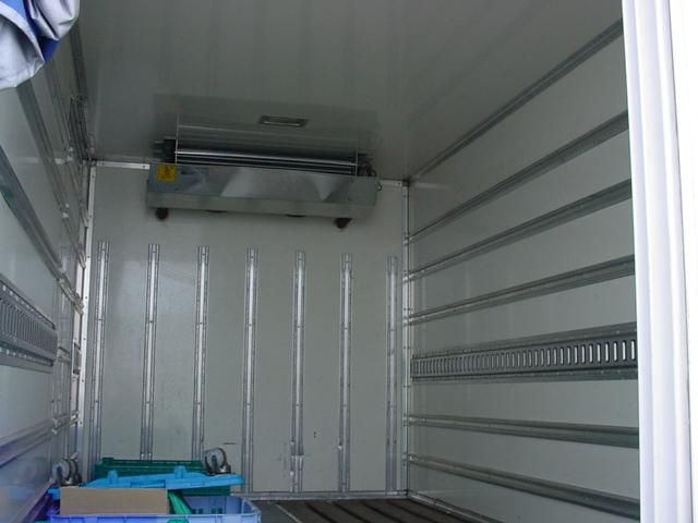 ISUZU ELF 2006 Image 31