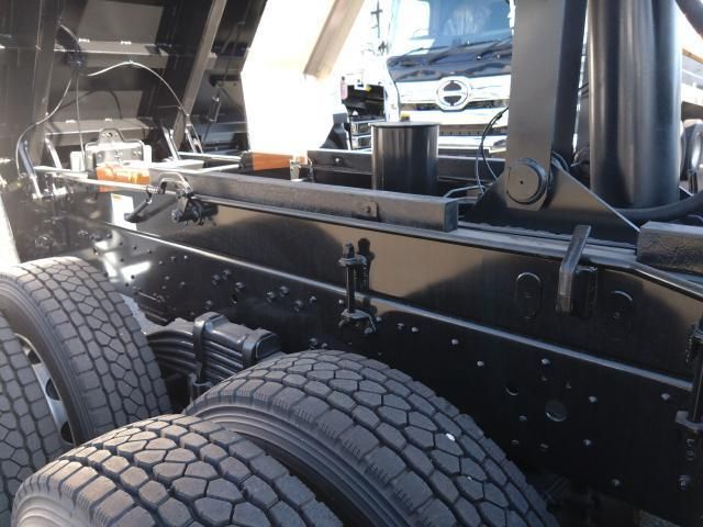 MITSUBISHI FUSOU SUPER GREAT 2023 Image 31