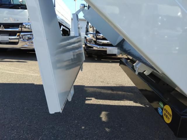 MITSUBISHI FUSOU SUPER GREAT 2023 Image 31