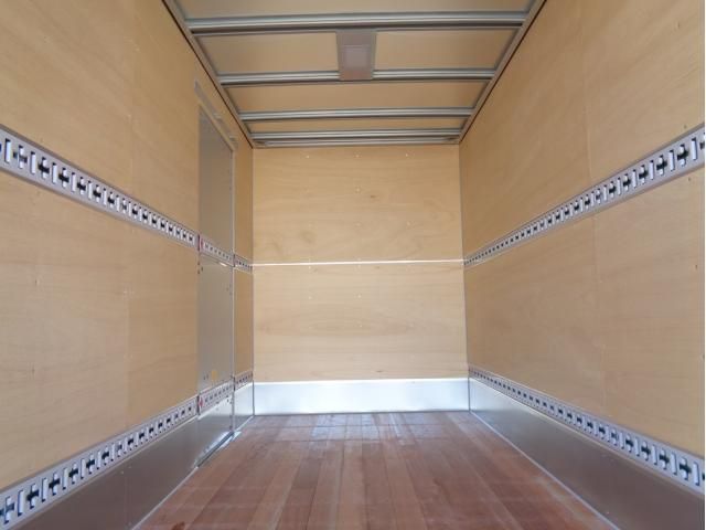 MITSUBISHI CANTER 2024 Image 31