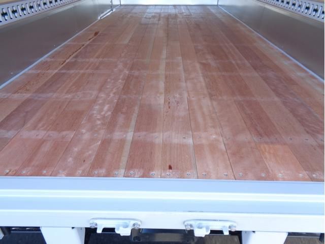 MITSUBISHI CANTER 2024 Image 31