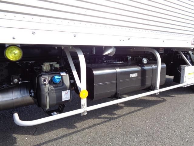 MITSUBISHI CANTER 2024 Image 31