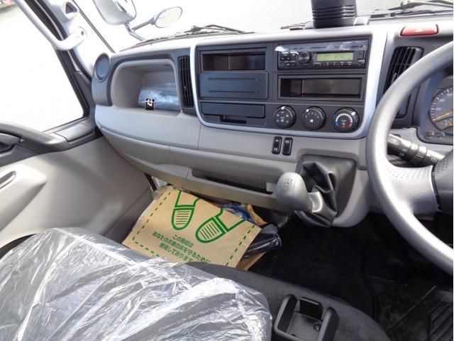 MITSUBISHI CANTER 2024 Image 31