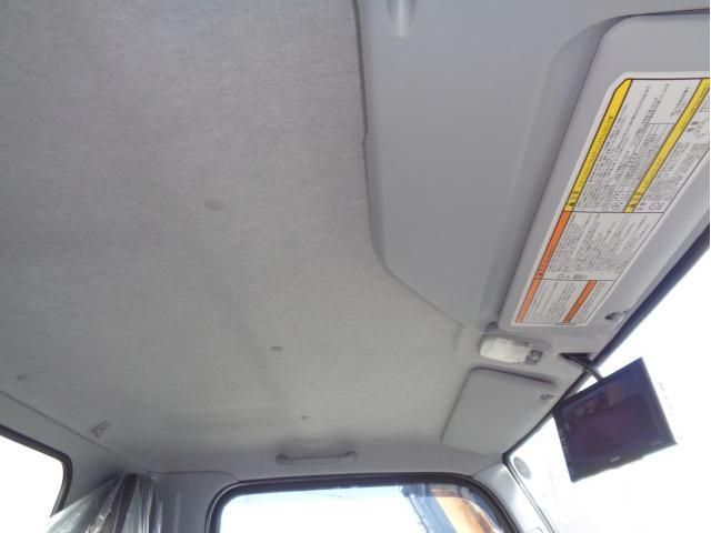 MITSUBISHI CANTER 2024 Image 31