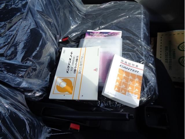 MITSUBISHI CANTER 2024 Image 31