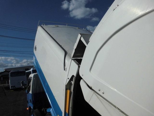 HINO DUTRO 2013 Image 31