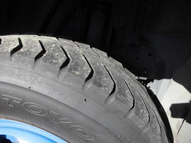 HINO DUTRO 2013 Image 31