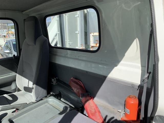 ISUZU ELF 2014 Image 31