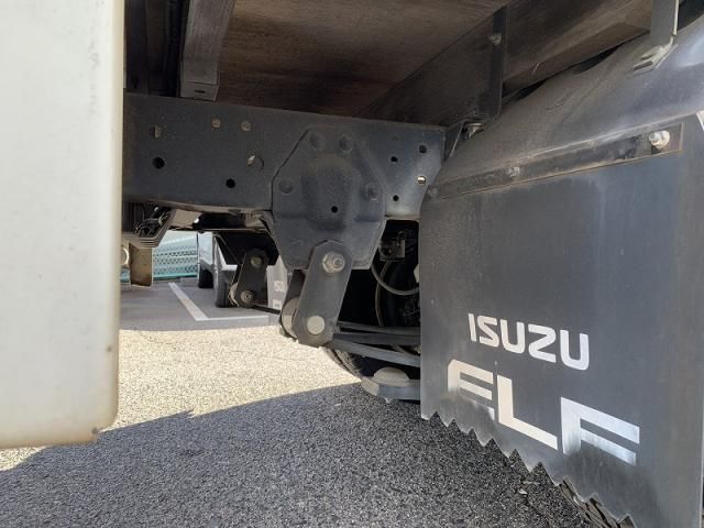 ISUZU ELF 2014 Image 31