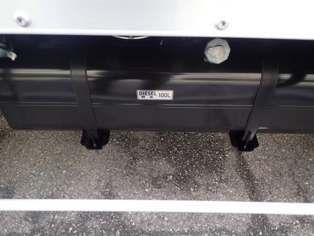 MITSUBISHI CANTER 2024 Image 31