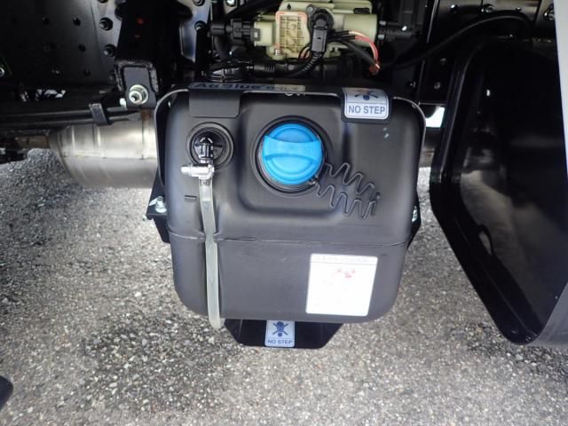 MITSUBISHI CANTER 2024 Image 31