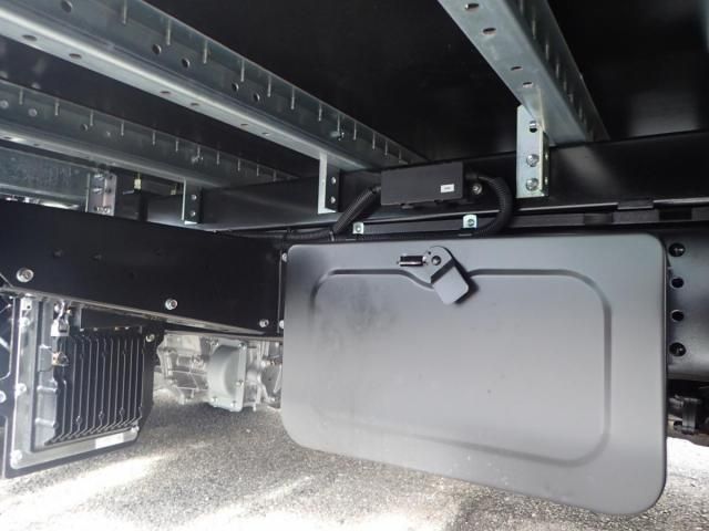 MITSUBISHI CANTER 2024 Image 31